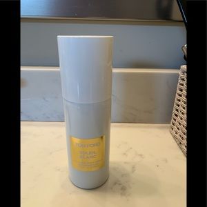 Tom Ford Soleil Blanc body spray
